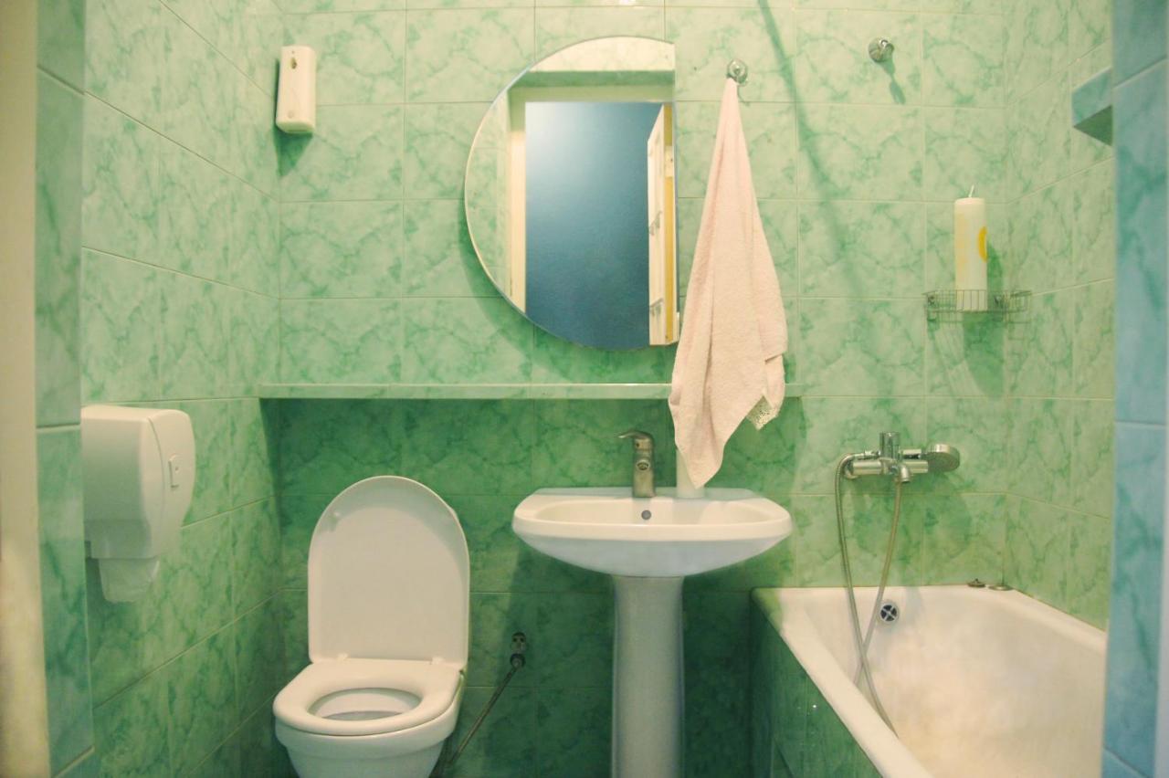 M42 Hostel Тбилиси Экстерьер фото