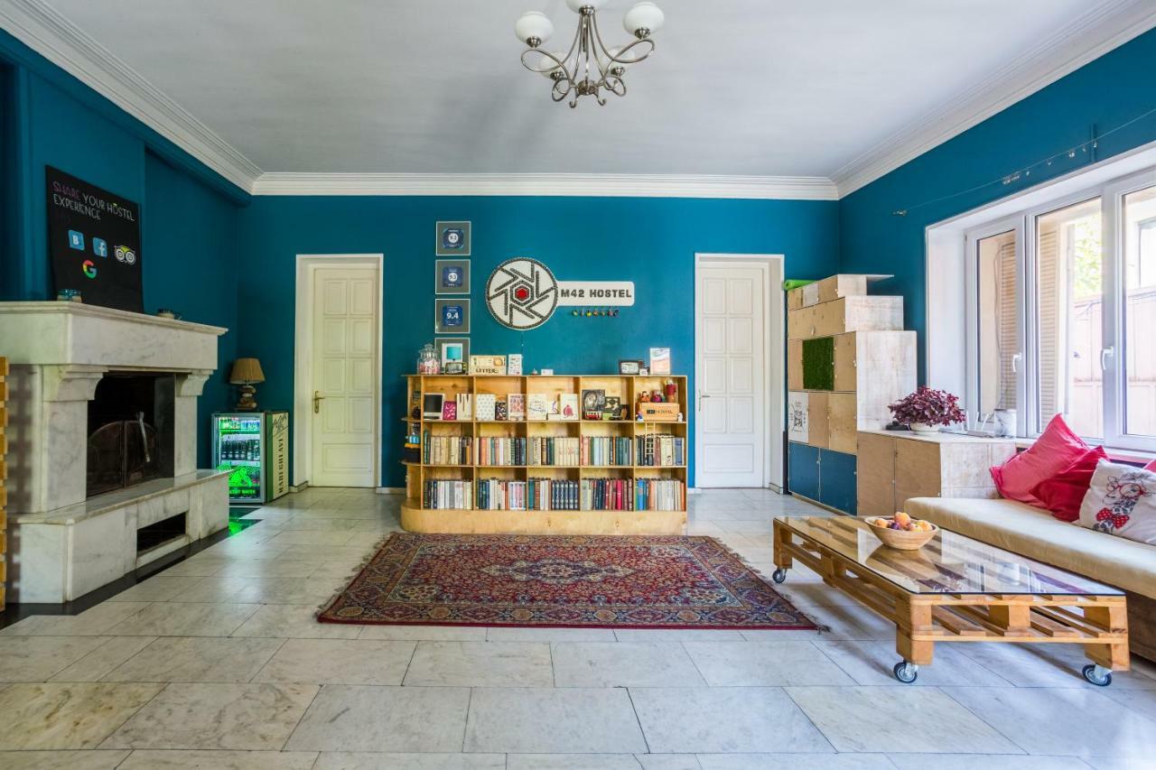 M42 Hostel Тбилиси Экстерьер фото