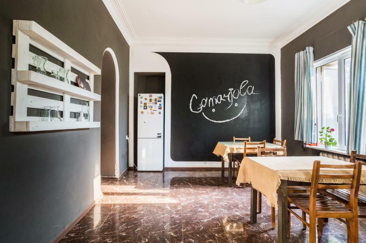 M42 Hostel Тбилиси Экстерьер фото