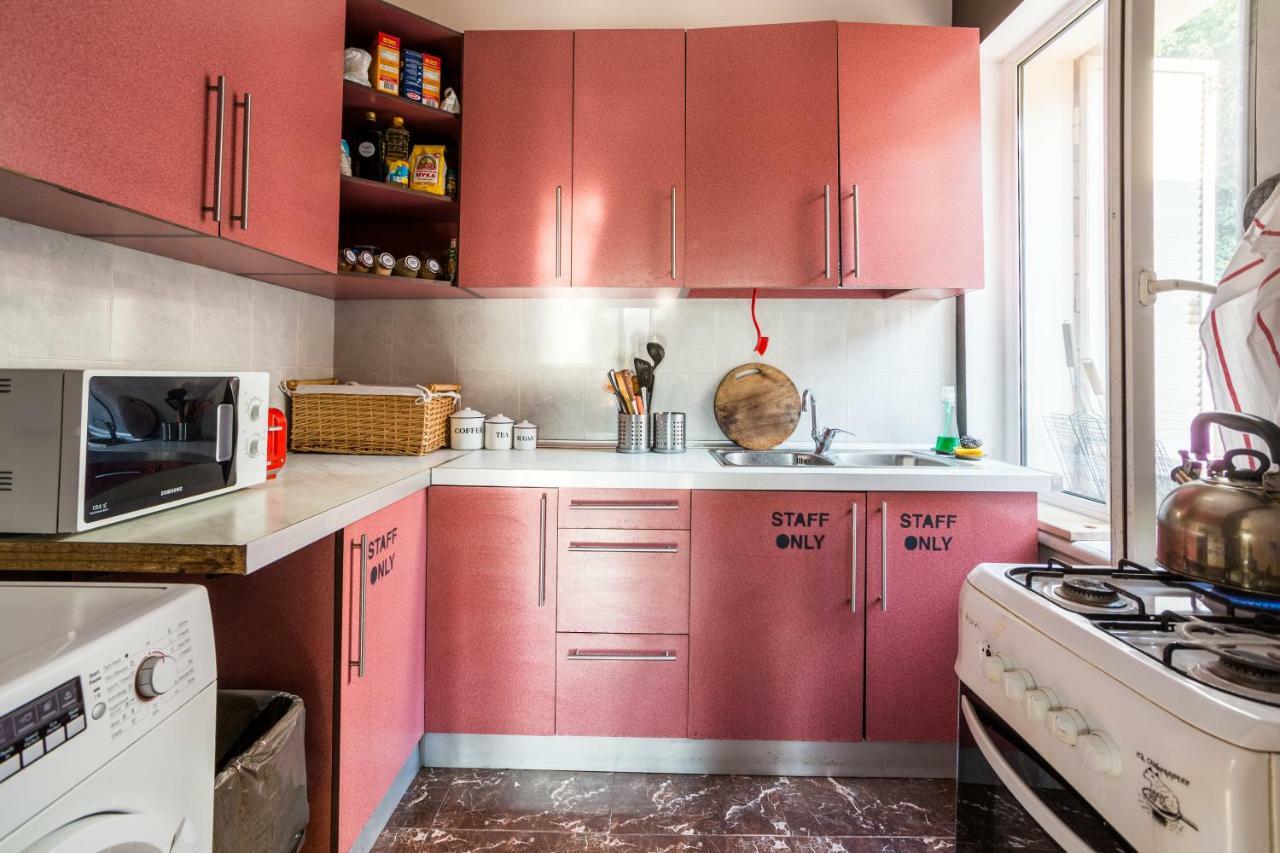 M42 Hostel Тбилиси Экстерьер фото