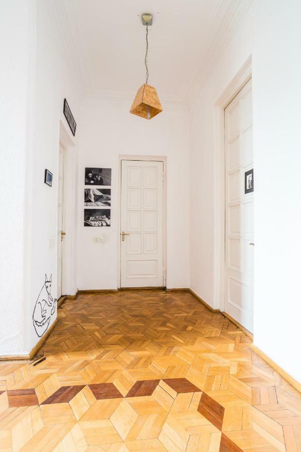 M42 Hostel Тбилиси Экстерьер фото