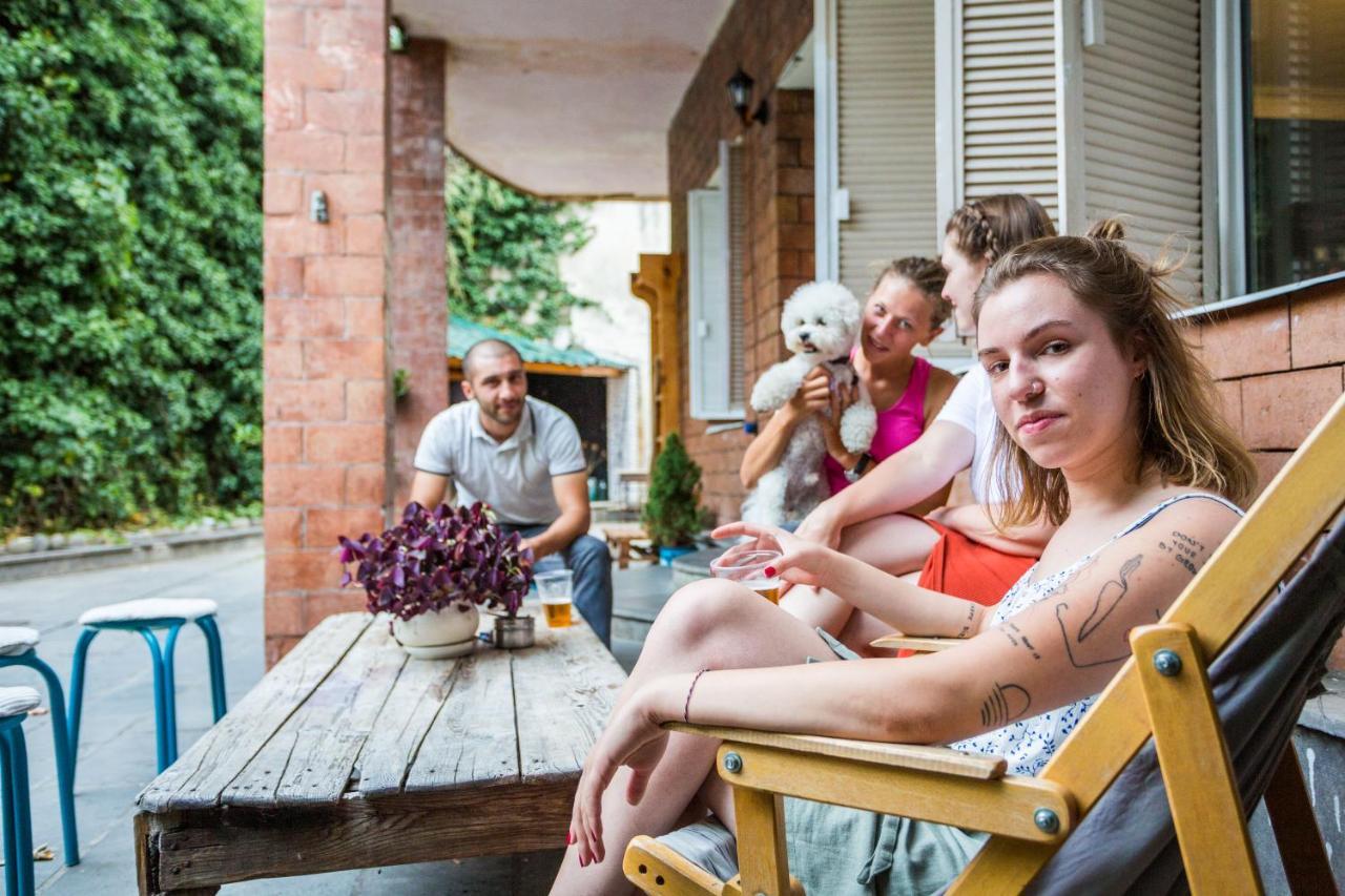 M42 Hostel Тбилиси Экстерьер фото